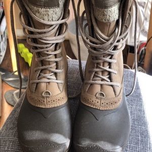 Women’s winter boots